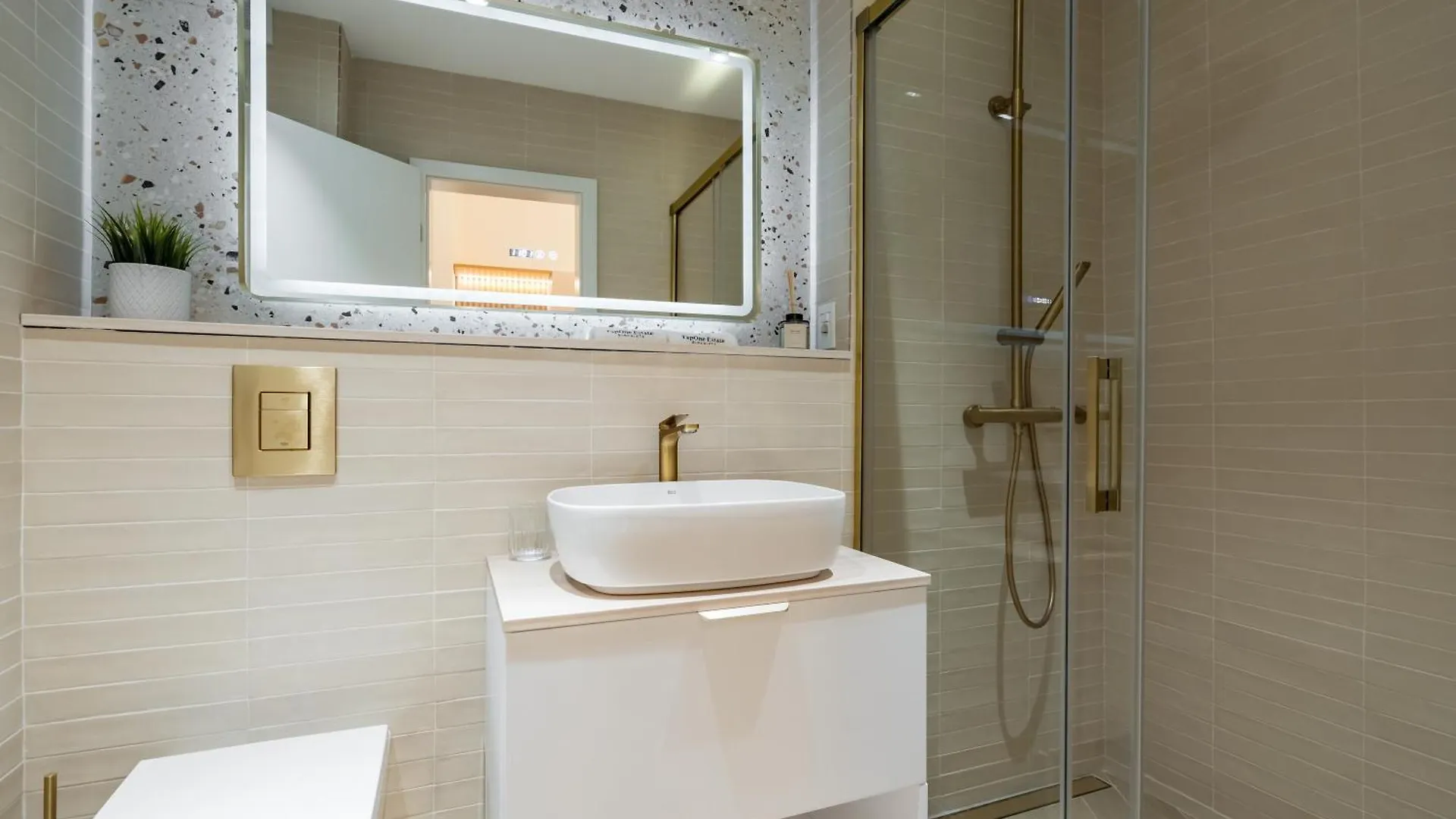 Tapone Burebista - Signature Stay Bucharest