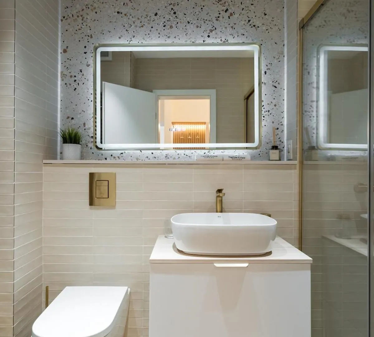 Tapone Burebista - Signature Stay Bükreş